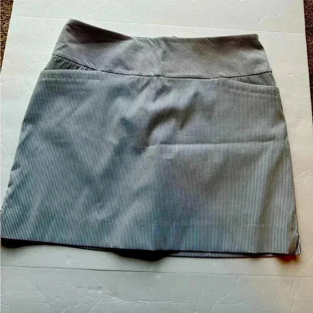 S.C. & Co. Activewear Skort Pale Blue Striped Pockets Side Splits Women’s XL